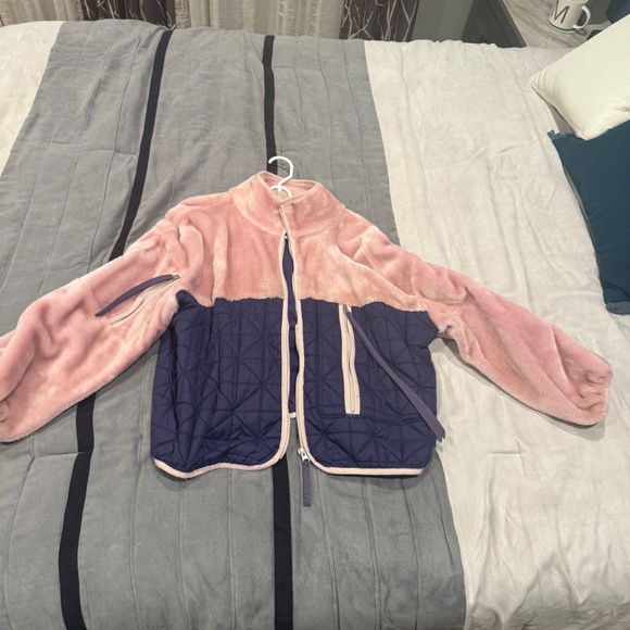 UGG Marlene Fitted Quilted Fleece Jacket in Pink / Purple Size small — COZY!!! - Picture 2 of 2